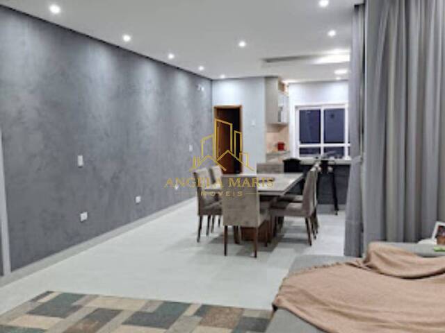Casa para Venda em São José dos Campos - 2