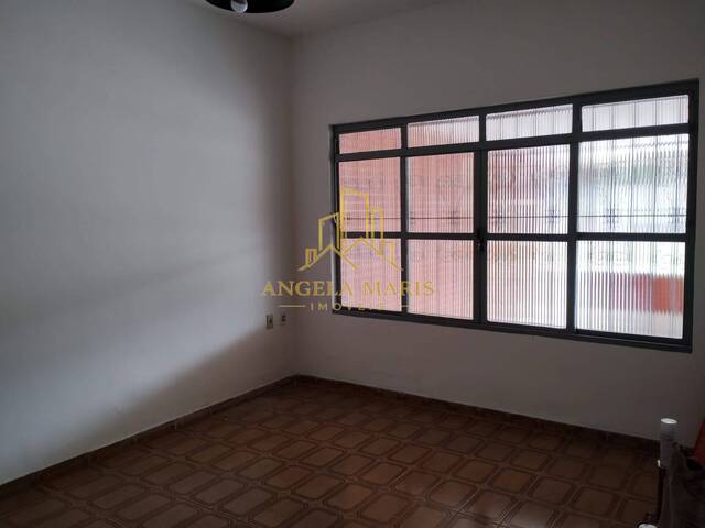 Casa para Venda em São José dos Campos - 4