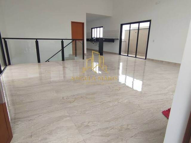 Casa em condomínio para Venda em Jacareí - 4