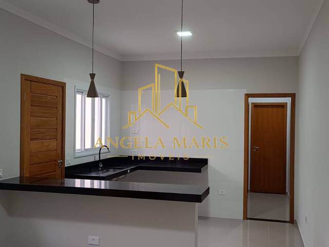 Casa para Venda em São José dos Campos - 2