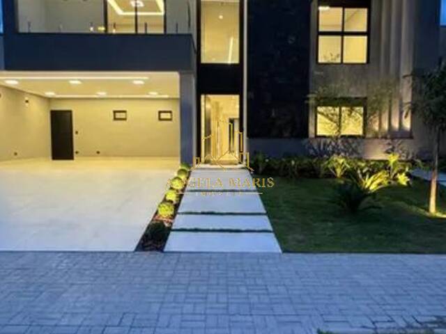 Casa em condomínio para Venda em São José dos Campos - 2