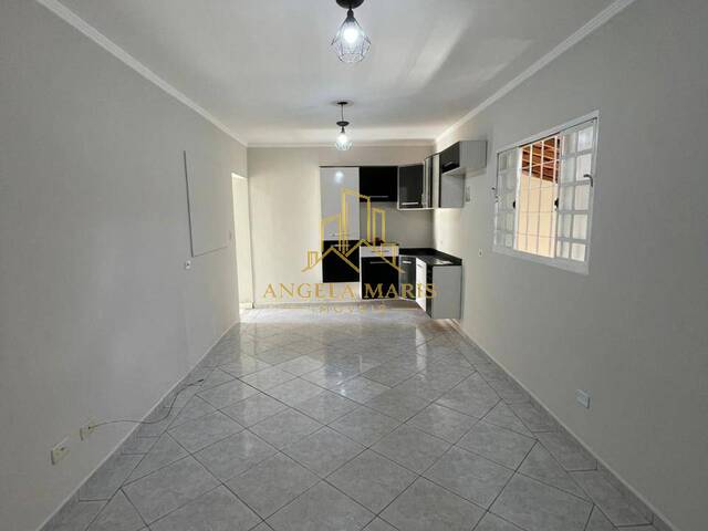 Casa para Venda em São José dos Campos - 4
