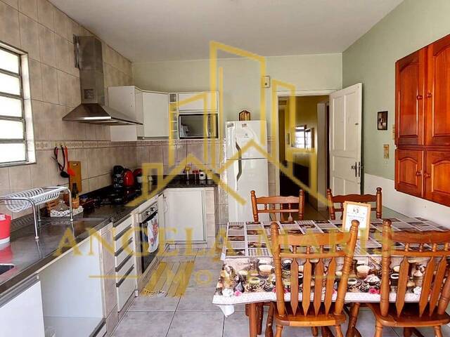 Casa para Venda em São José dos Campos - 4