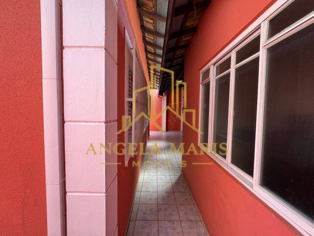 Casa para Venda em São José dos Campos - 3