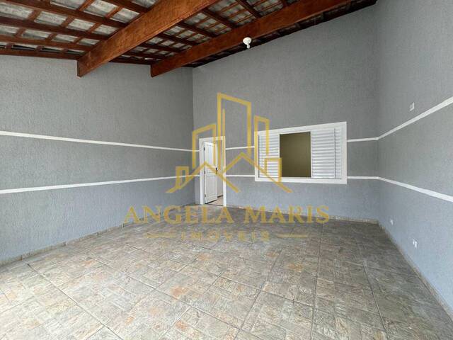 Casa para Venda em São José dos Campos - 4