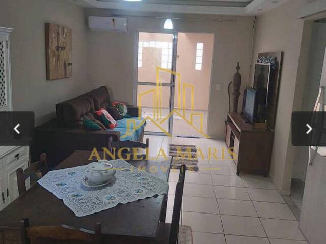 Casa para Venda em São José dos Campos - 2