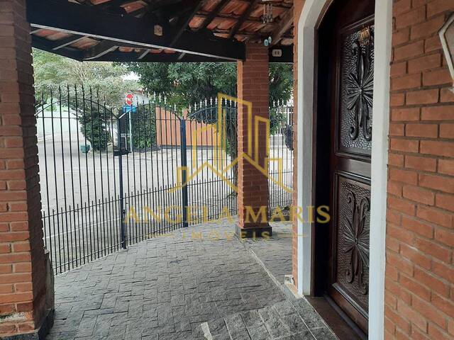 Casa para Venda em São José dos Campos - 3