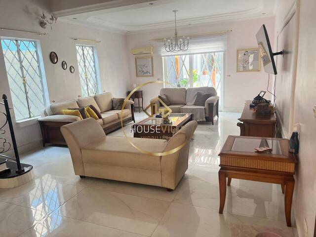 Casa para Venda em São José dos Campos - 2