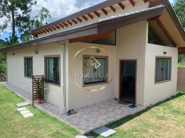 Casa para Venda em Caraguatatuba - 2