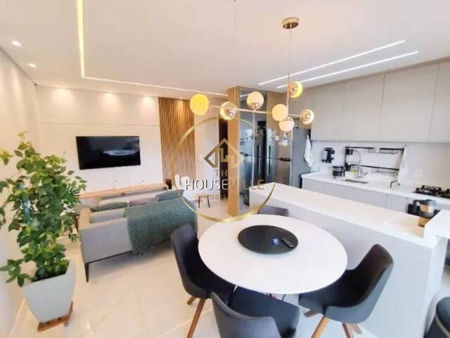 Apartamento para Venda em São José dos Campos - 5