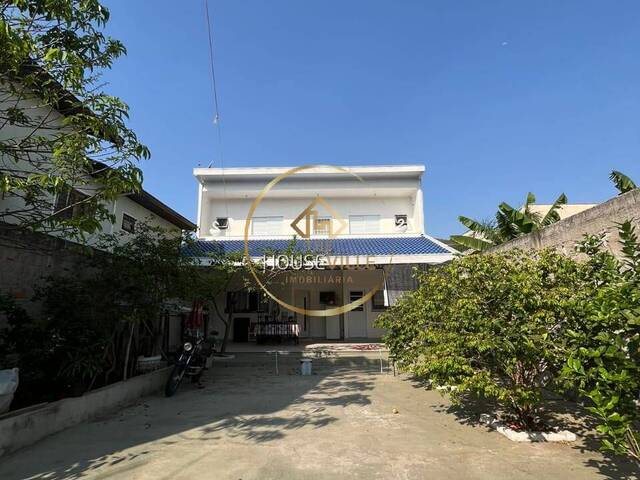 Casa para Venda em São José dos Campos - 2