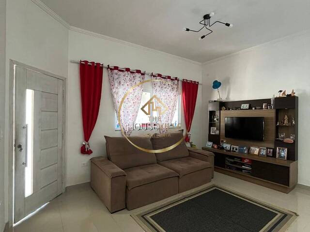 Casa para Venda em São José dos Campos - 3