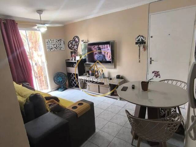 Apartamento para Venda em São José dos Campos - 2