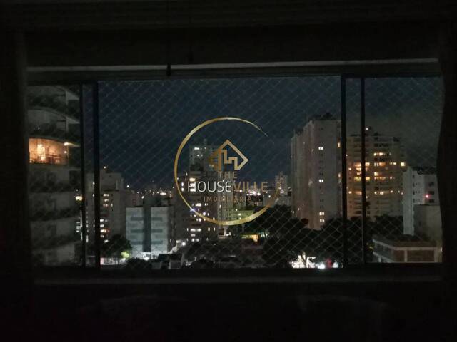 Apartamento para Venda em São José dos Campos - 2