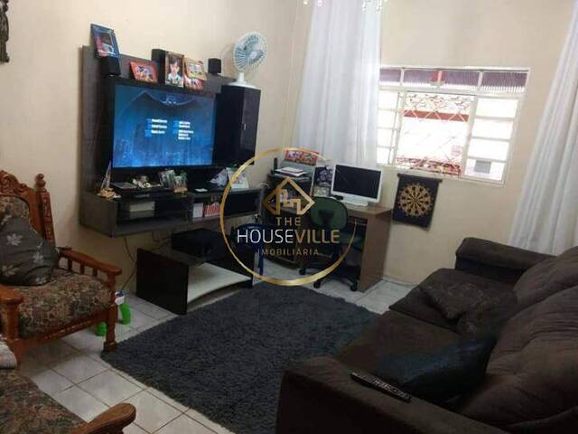 Casa para Venda em São José dos Campos - 2