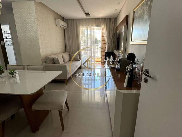 Apartamento para Venda em São José dos Campos - 2