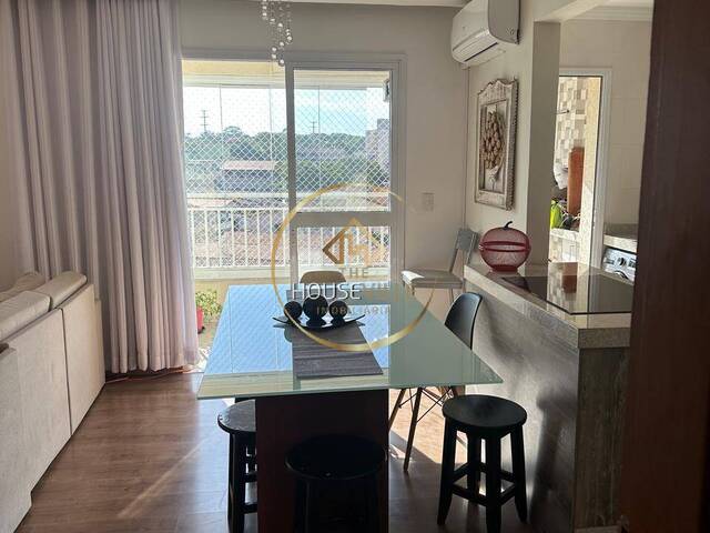Apartamento para Venda em São José dos Campos - 2