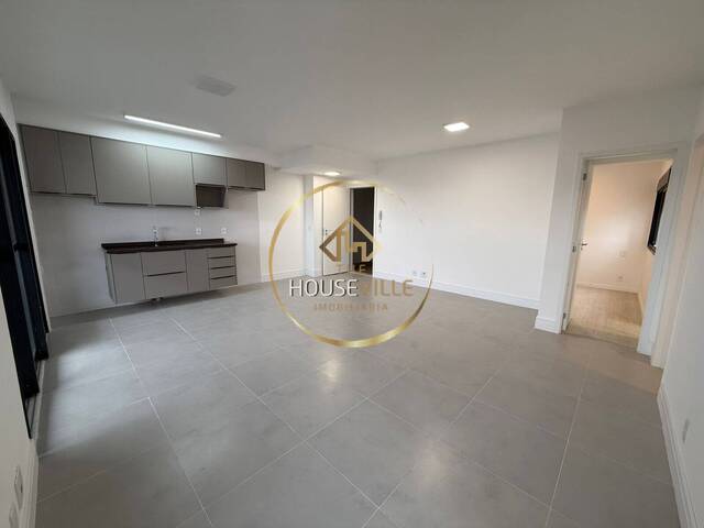 Apartamento para Locação em São José dos Campos - 2