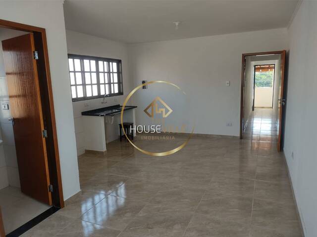 Casa para Venda em São José dos Campos - 2