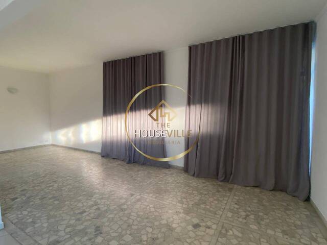 Casa para Venda em São José dos Campos - 4