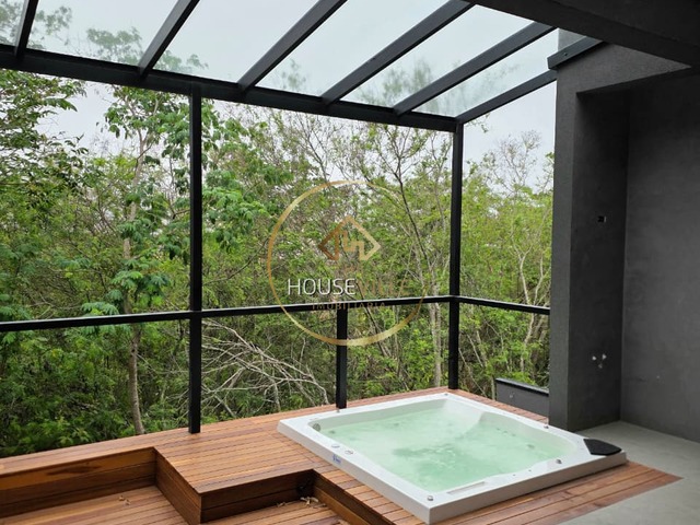 Casa em condomínio para Venda em Jacareí - 2