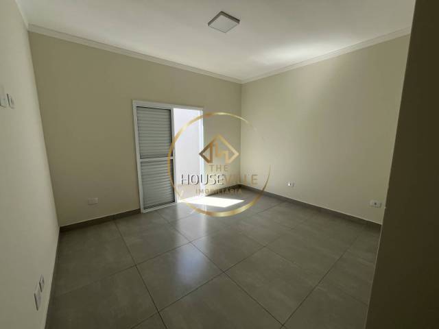 Casa para Venda em São José dos Campos - 4