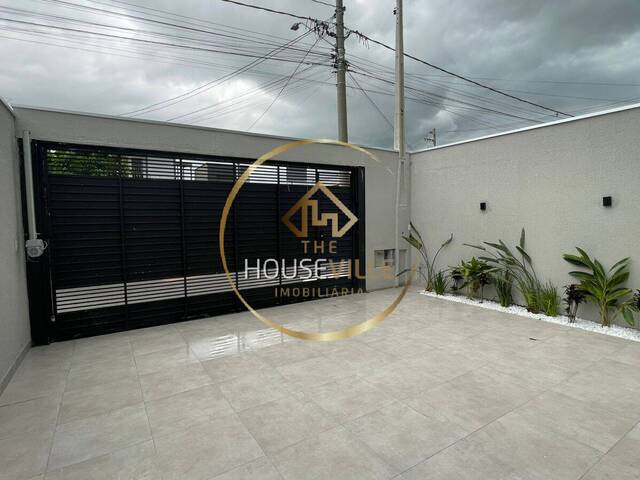 Casa para Venda em São José dos Campos - 4