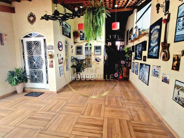 Casa para Venda em São José dos Campos - 5