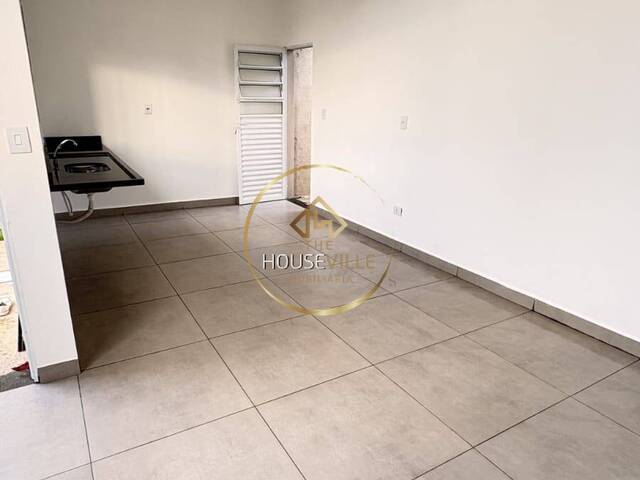 Casa para Venda em São José dos Campos - 5