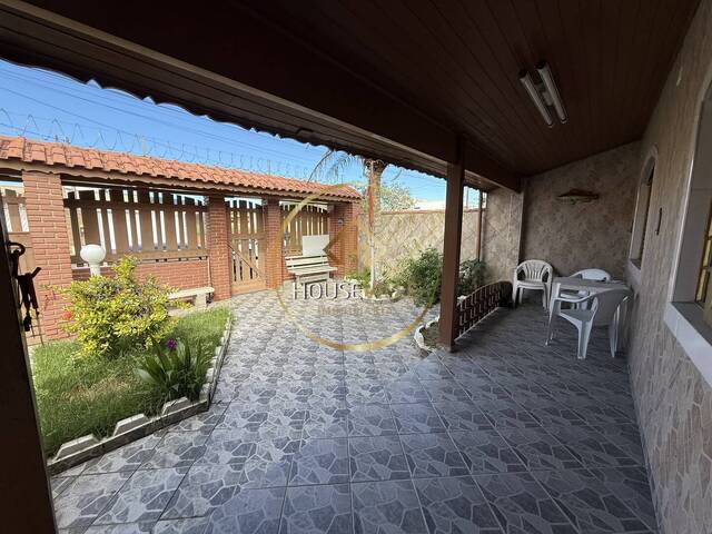 #CA2135 - Casa para Venda em Caraguatatuba - SP - 2