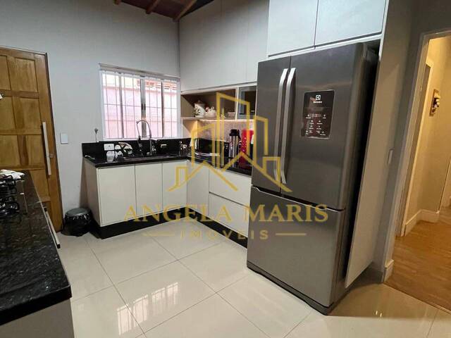 Casa para Venda em São José dos Campos - 5