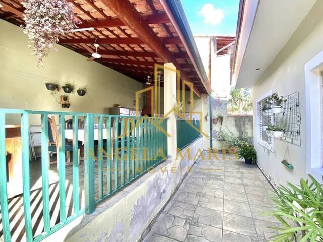 Casa para Venda em São José dos Campos - 3