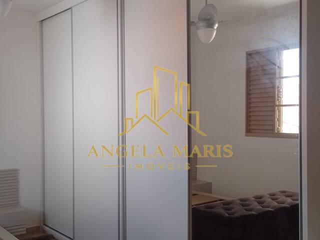 Casa para Venda em São José dos Campos - 5