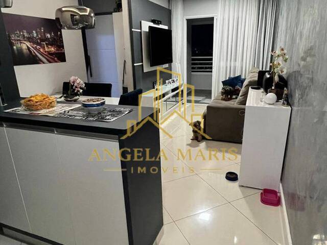 Apartamento para Venda em São José dos Campos - 2