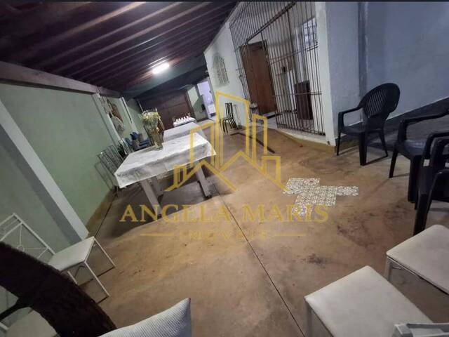 Casa para Venda em São José dos Campos - 4
