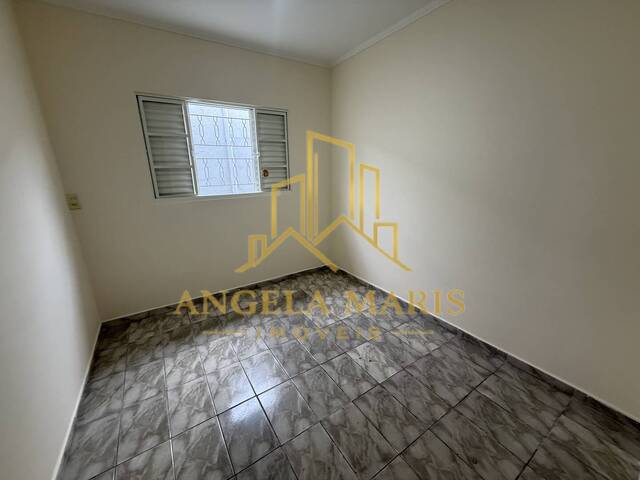 Casa para Venda em São José dos Campos - 4