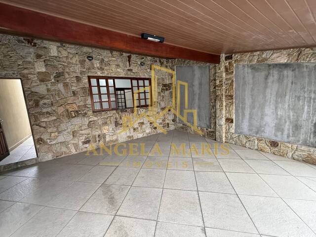 Casa para Venda em São José dos Campos - 2