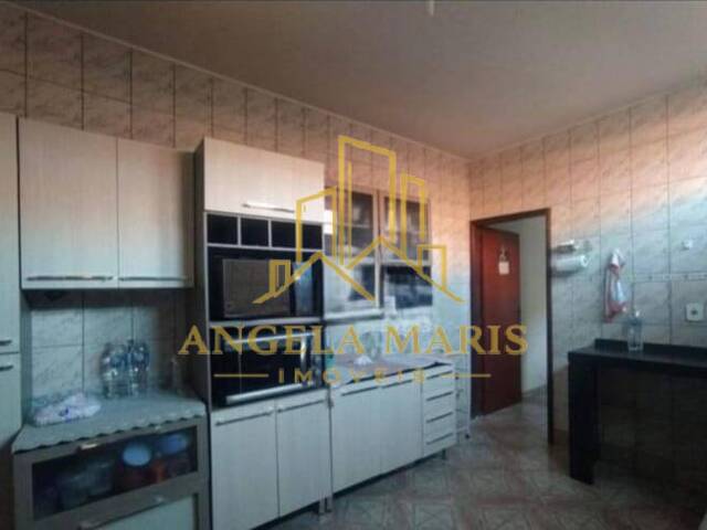 Casa para Venda em São José dos Campos - 2