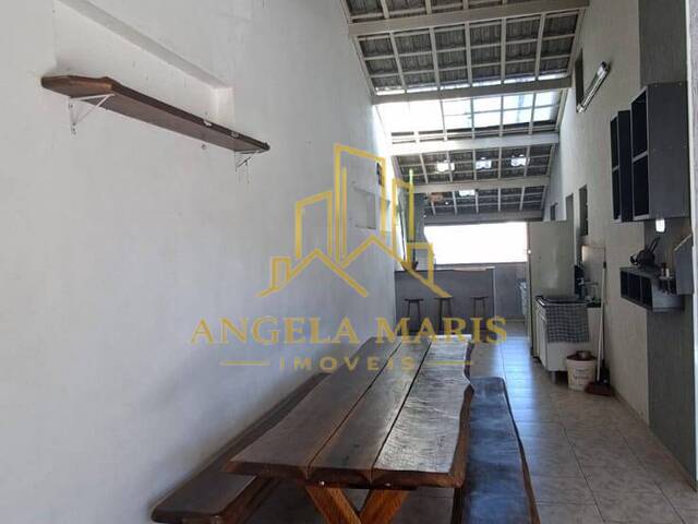 Casa para Venda em São José dos Campos - 3