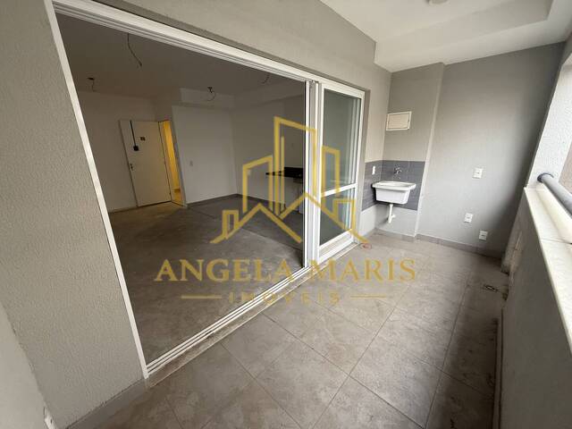 Apartamento para Venda em São José dos Campos - 2