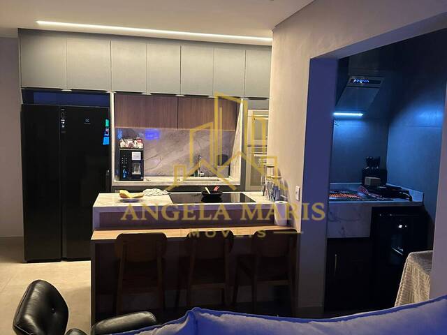 Apartamento para Venda em Jacareí - 3