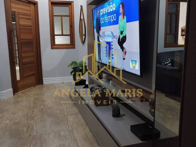 Casa para Venda em São José dos Campos - 3