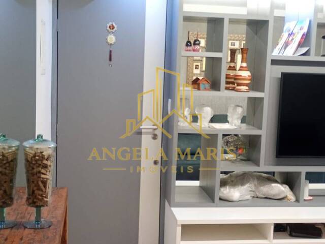 Apartamento para Venda em São José dos Campos - 2