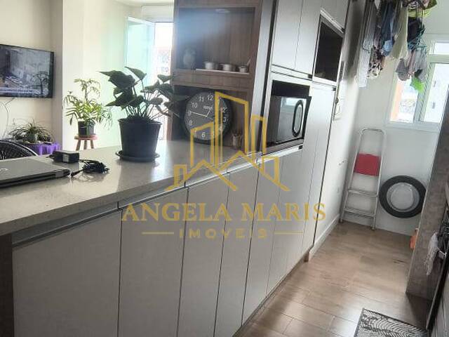 Apartamento para Venda em Jacareí - 2