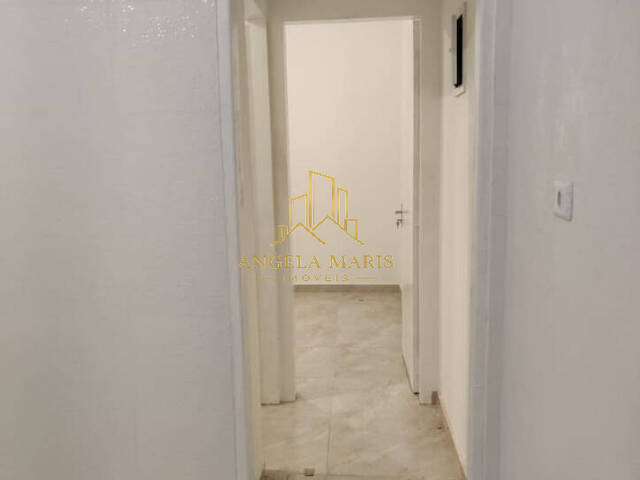 Casa para Venda em São José dos Campos - 3