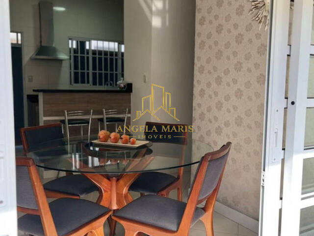 Casa para Venda em São José dos Campos - 3