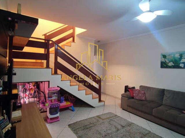 Casa para Venda em São José dos Campos - 4