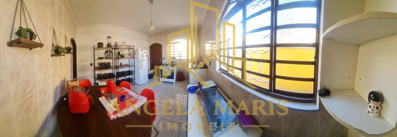 Casa, 2 quartos, 160 m² - Foto 1