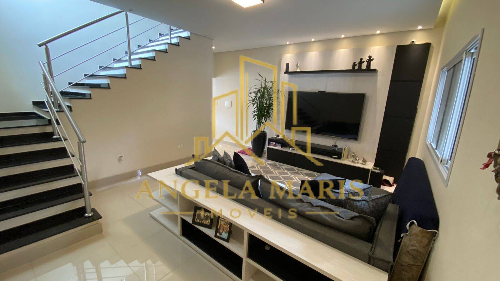 Casa, 3 quartos, 137 m² - Foto 1