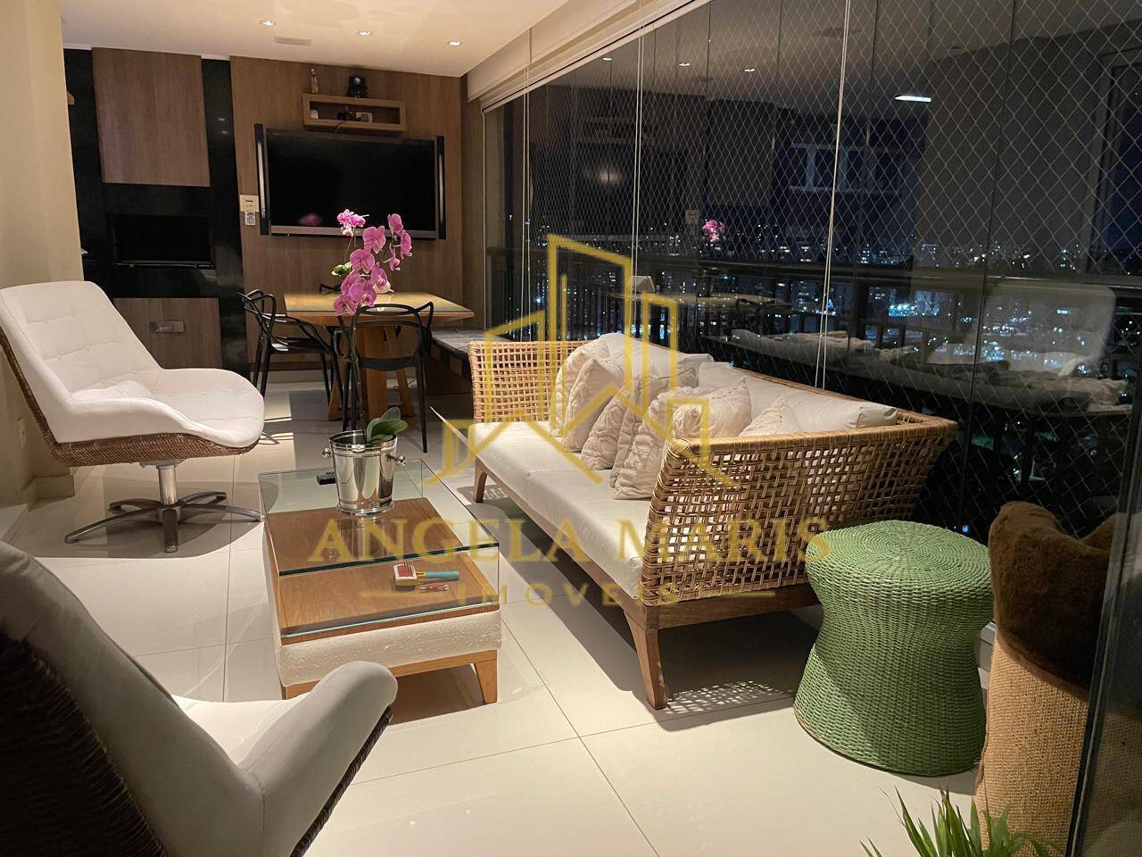 Apartamento, 3 quartos, 194 m² - Foto 1